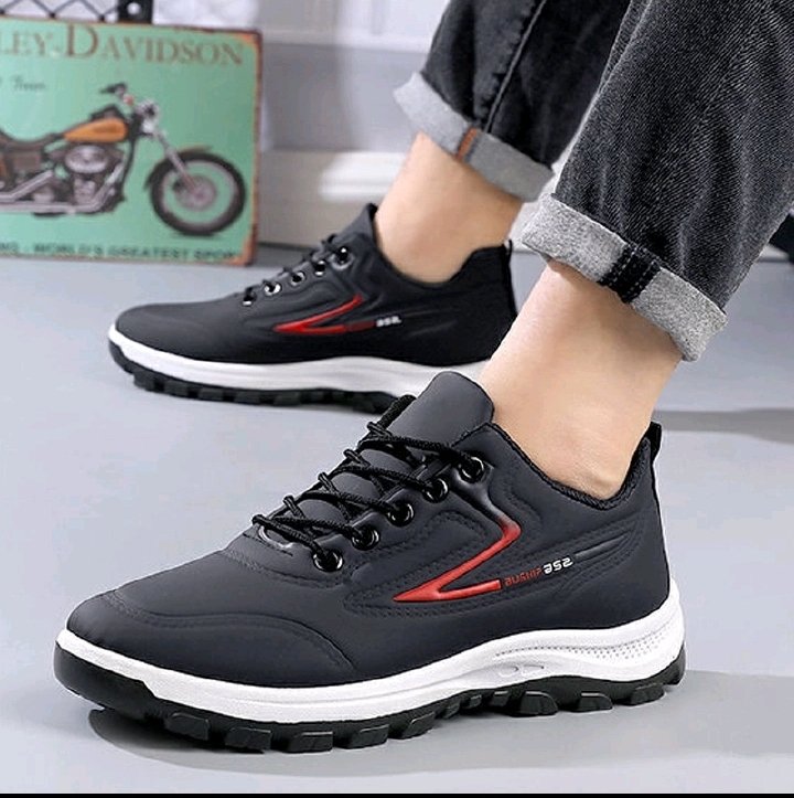 Men’s Athletics Sneakers – Black + Red | Breathable, Non-Slip & Comfortable Casual Shoes. - Image 3